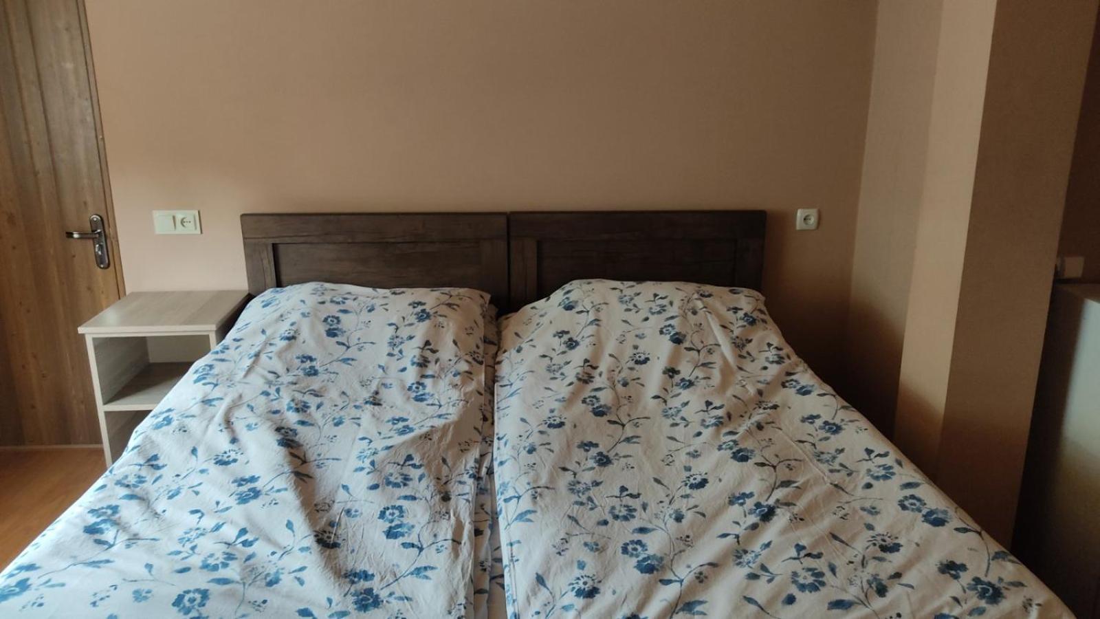 Guesthouse Mabu - 4 Newly Built Rooms In The Heart Of Местия Екстериор снимка